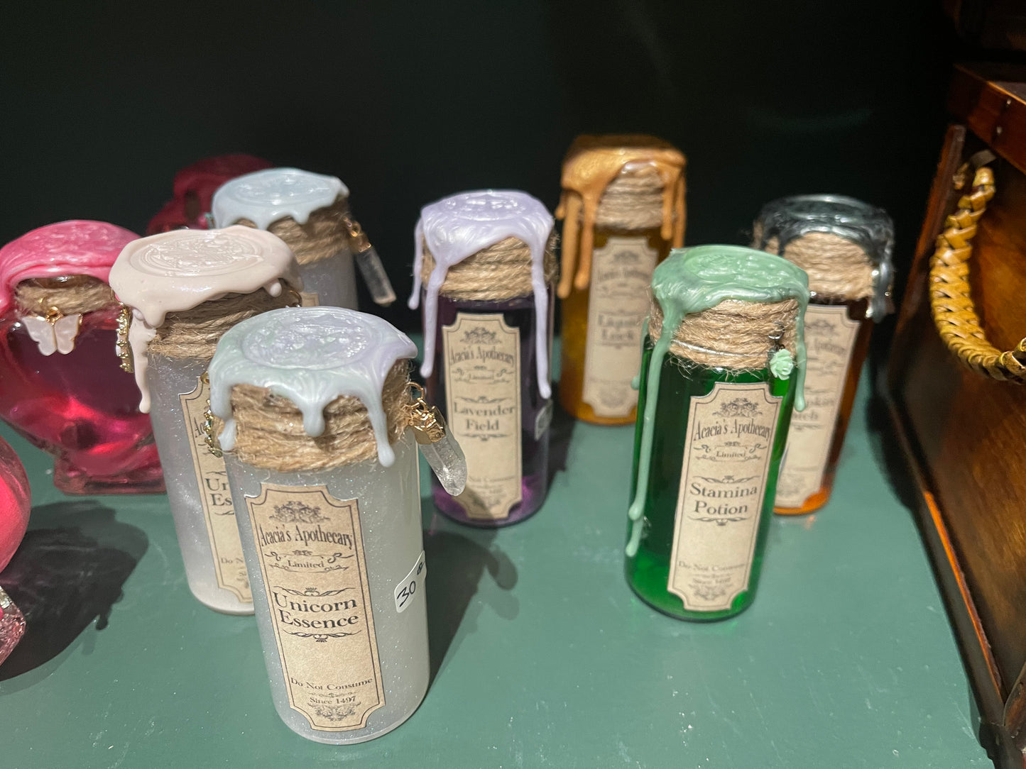 Dice Shaker Magic Potion - D20 Die for D&D and TTRPG