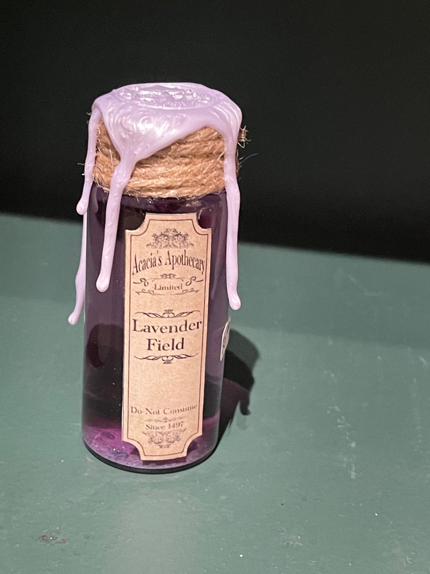 Dice Shaker Magic Potion - D20 Die for D&D and TTRPG