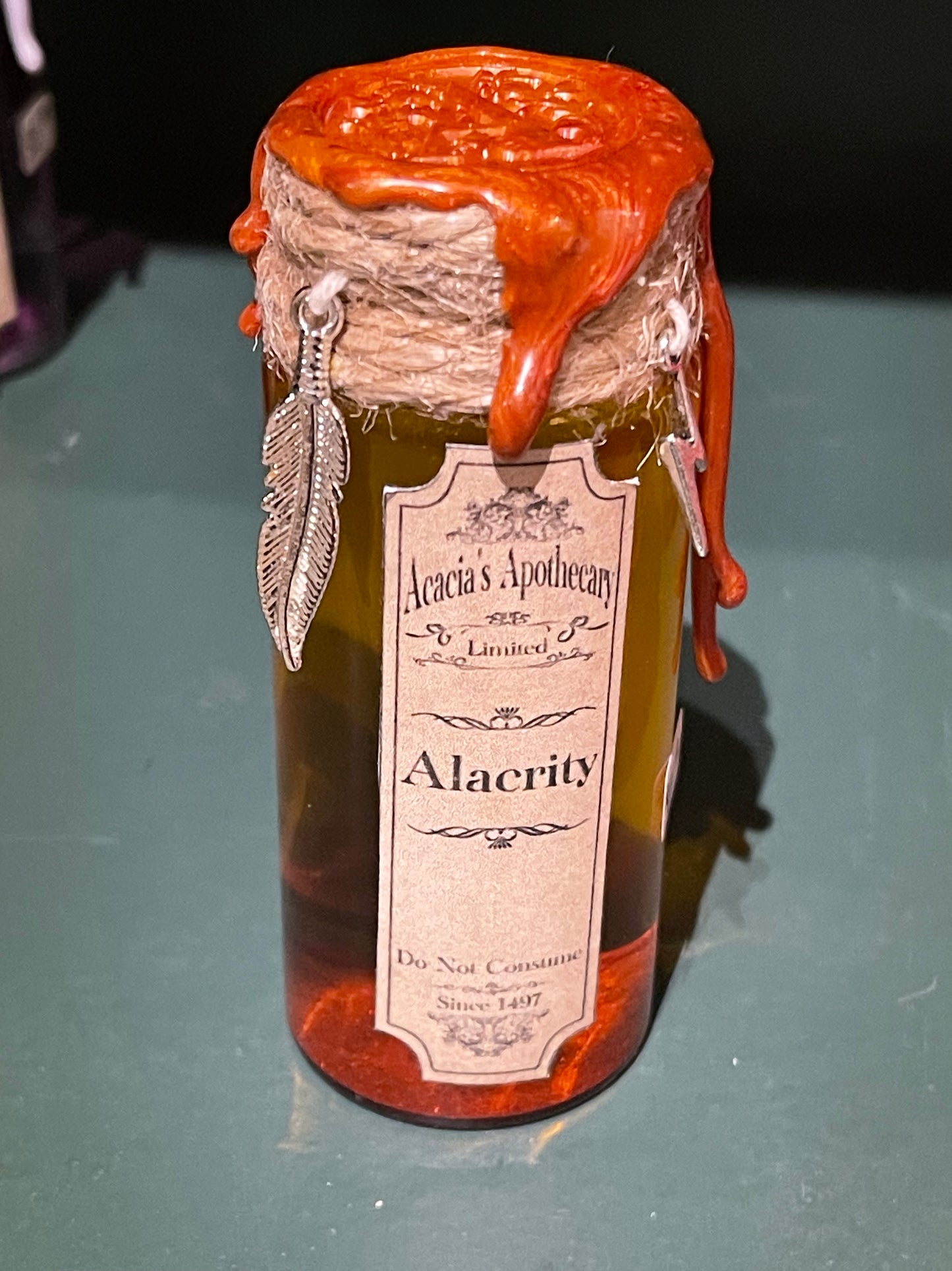 Dice Shaker Magic Potion - D20 Die for D&D and TTRPG
