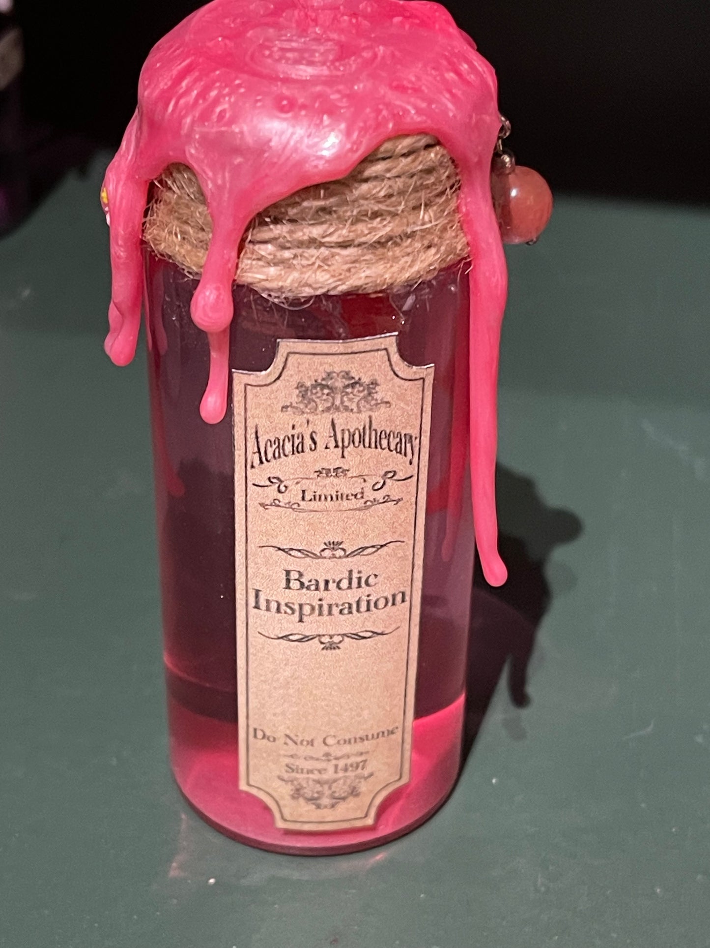 Dice Shaker Magic Potion - D20 Die for D&D and TTRPG