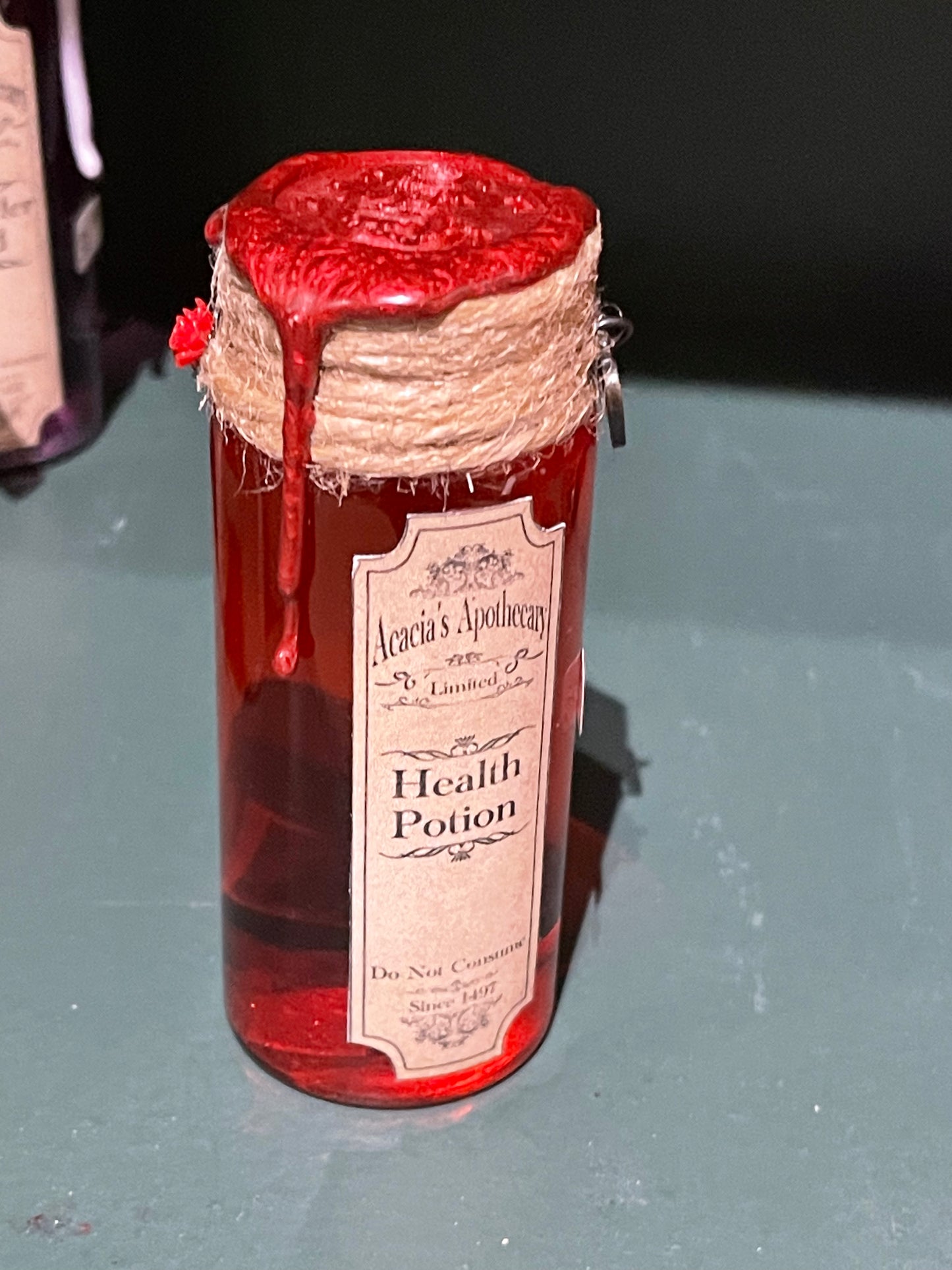 Dice Shaker Magic Potion - D20 Die for D&D and TTRPG